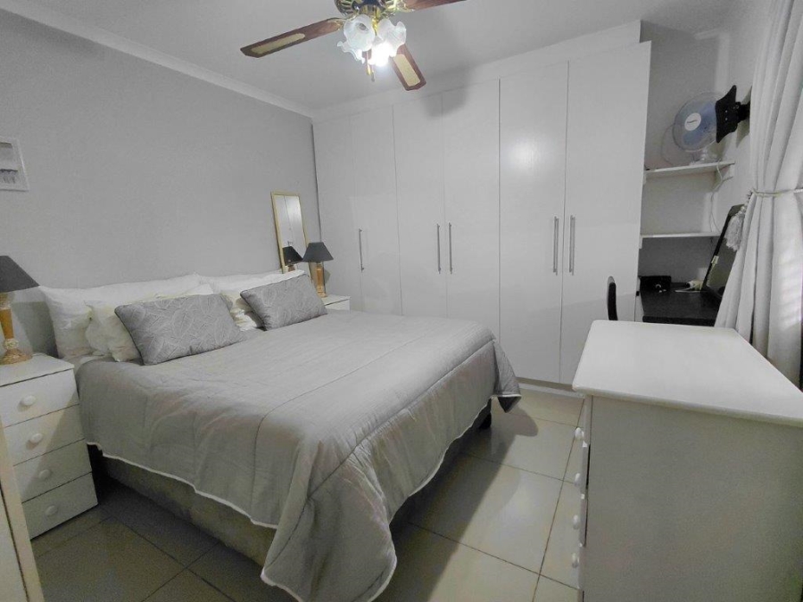 1 Bedroom Property for Sale in Whispering Pines Western Cape